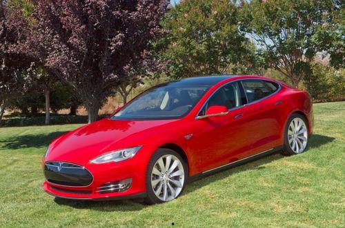 特斯拉尾门爆料视频大全,全方位解析爆料视频大全  第3张